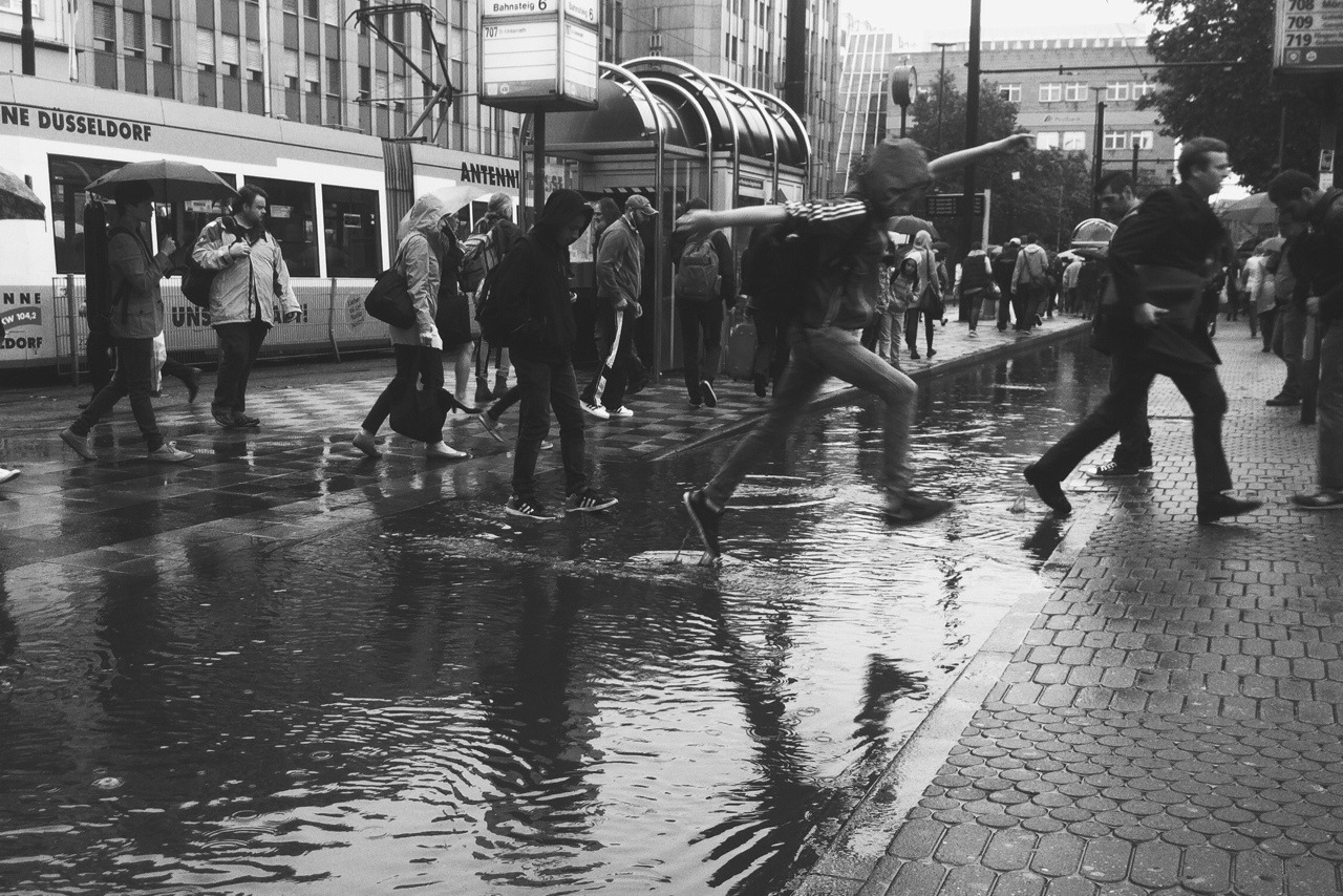 One rainy morning, a few storm drains were blocked at D&uuml;sseldorf&rsquo;s main station.