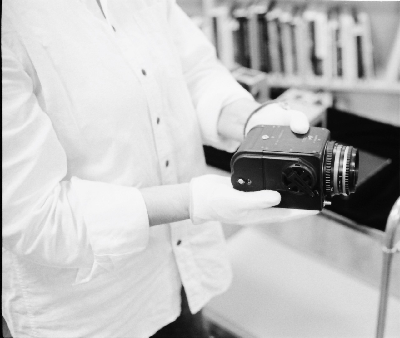 In Gothenburg, a little luck led to a little private presentation of some of the Hasselblad Foundation’s treasures. Librarian Elsa Modin was so very kind and patient to show us a few items from their safe and talk a bit about Hasselblad’s involvement...