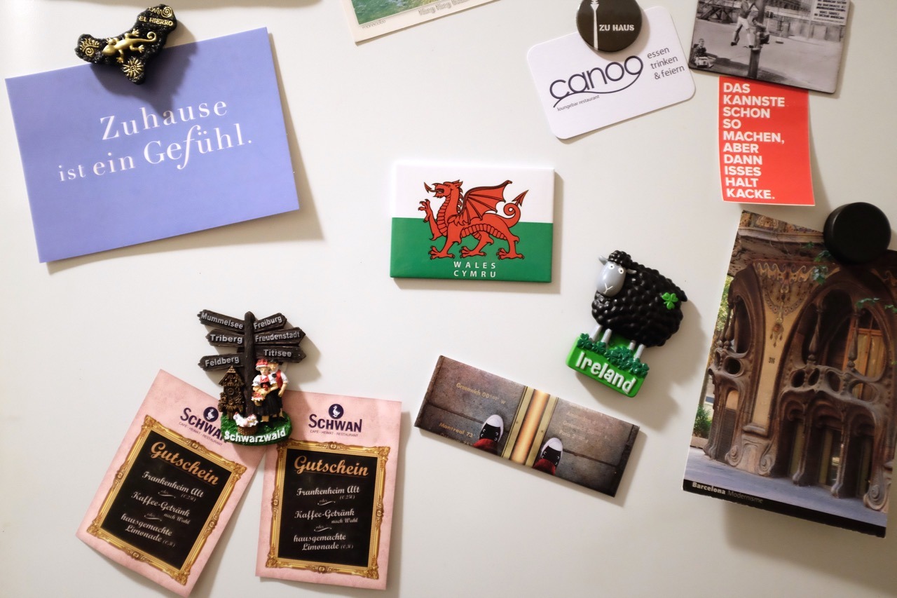 239/365: Our new fridge magnets.
Well, it&rsquo;s sometimes just good to be home and don&rsquo;t go anywhere. And that&rsquo;s when I take rather unexciting photos of our fridge.
Anyhow, at some point we &ndash; or especially me &ndash; started collecting fridge magnets as...