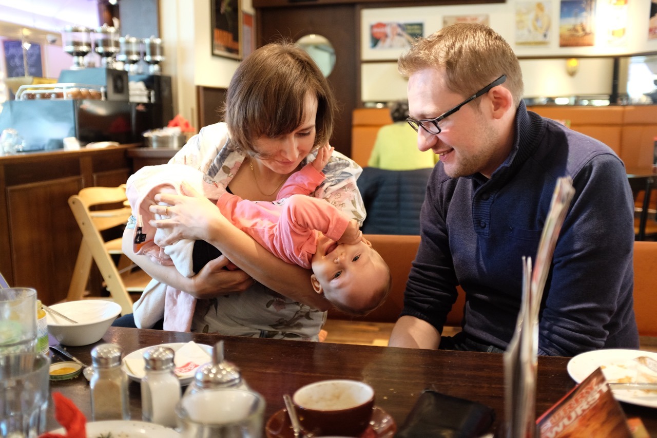273/365: Met up with Juri and Renata again. This time they brought their cute little 9-month old daughter Ruby along.