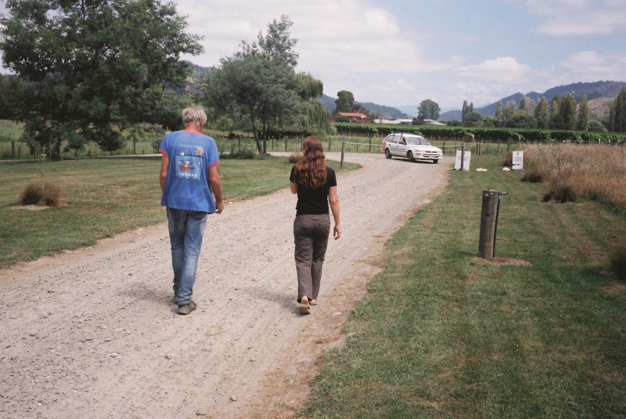 Visiting Don and Rankers&rsquo; Koha Campground near Motueka. Travellers can stay here for free in exchange for leaving some reviews for the Rankers homepage.