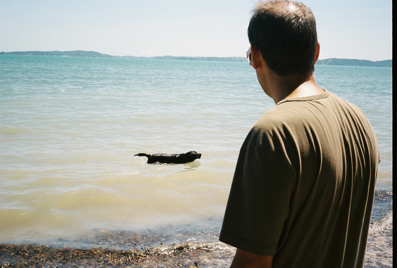 With Thomas and dog Smilla at the beach.