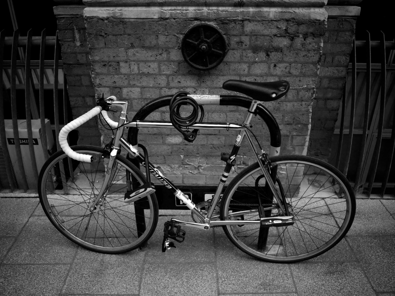 How to properly lock a bike in London - and what happens when you don&rsquo;t.
These are pretty common sights all over London.