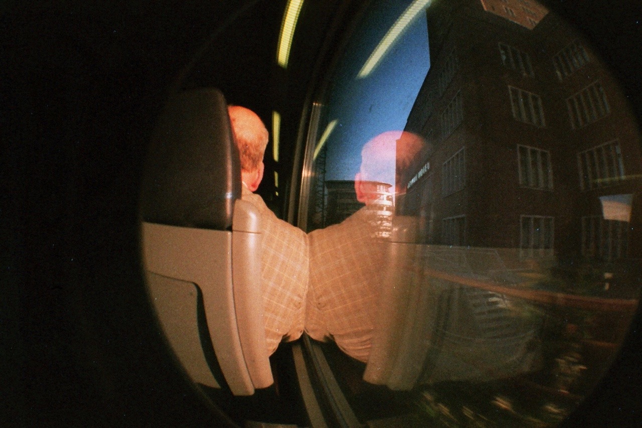I bought a Lomo Fisheye cam. It’s fun! :-)