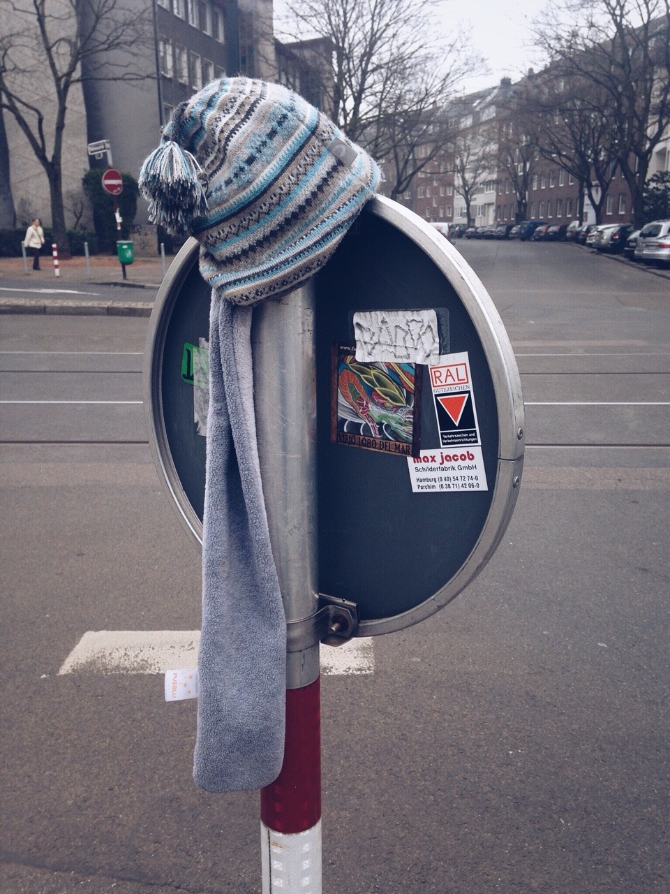 78/365: The sign is cold.