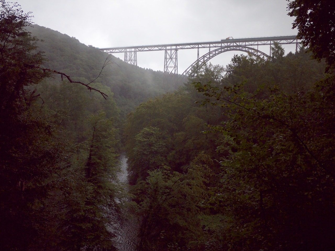 Die M&uuml;ngstener Br&uuml;cke.