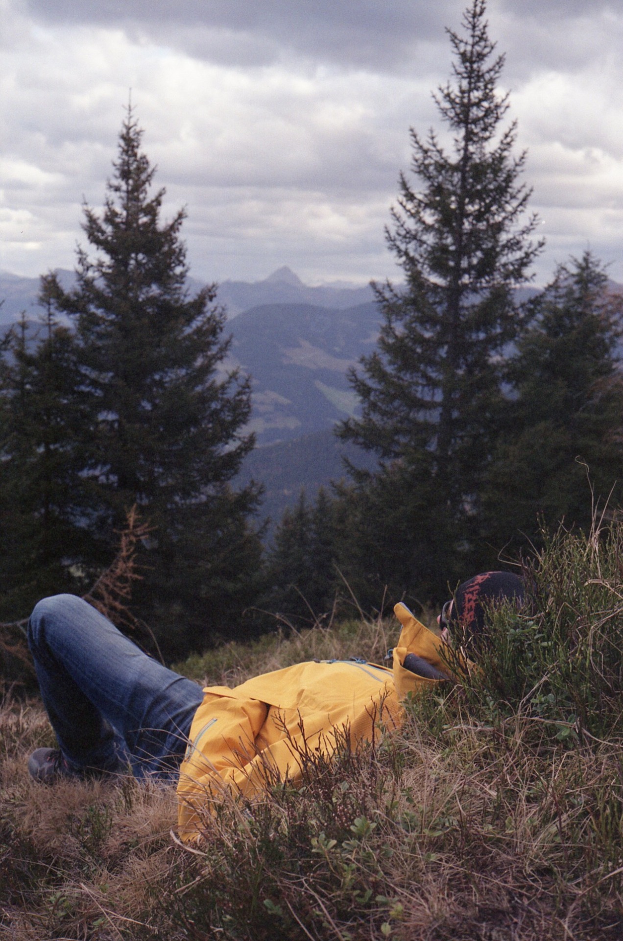 319/365: Dennis chillin&rsquo;. On the way up to the &ldquo;Rosskopf&rdquo; (1731m).