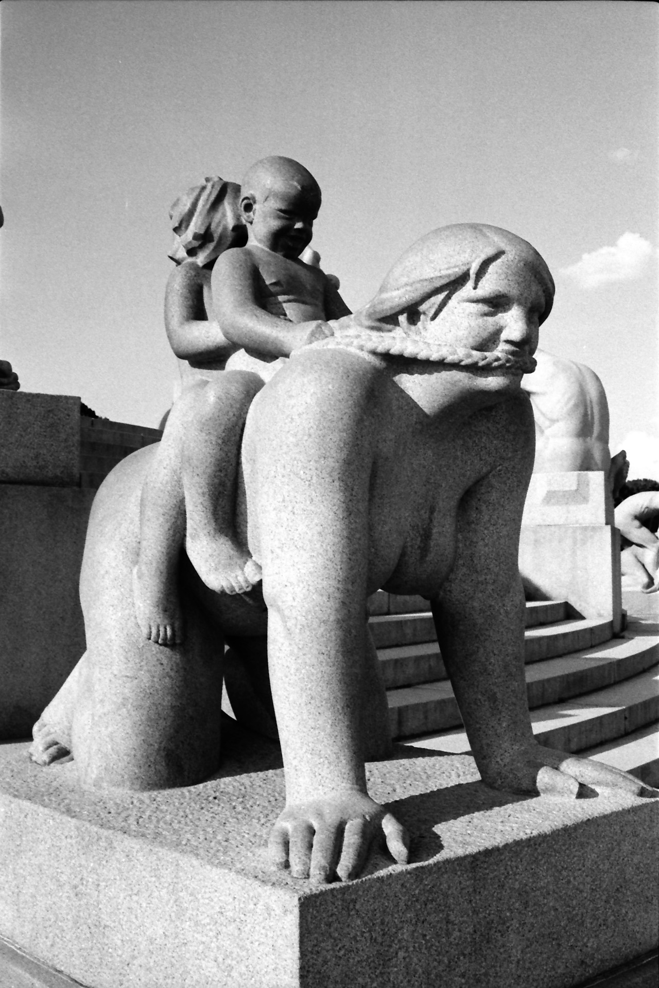 Vigelandsparken, Oslo. June 2016.
Oslo greeted us with stunning weather. We spent quite some time in and around Vigelandspark, since that’s where we parked our motorhome for a couple of nights.