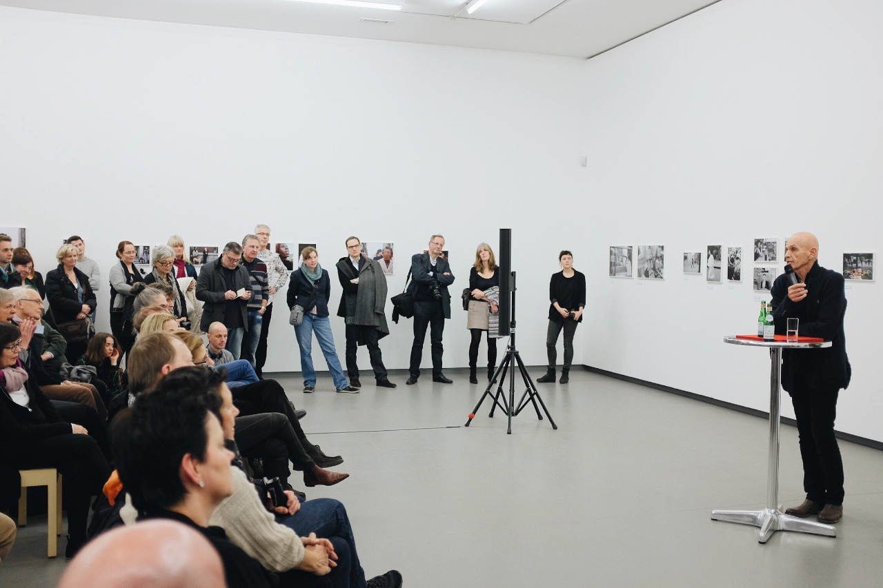 More photos from the Joel Meyerowitz retrospective and finissage at the NRW Forum D&uuml;sseldorf.