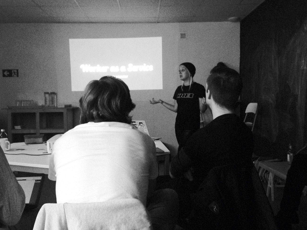 167/365: Ola Gasidlo talking about &ldquo;Offline First&rdquo;-development at today&rsquo;s Webworker NRW meetup.