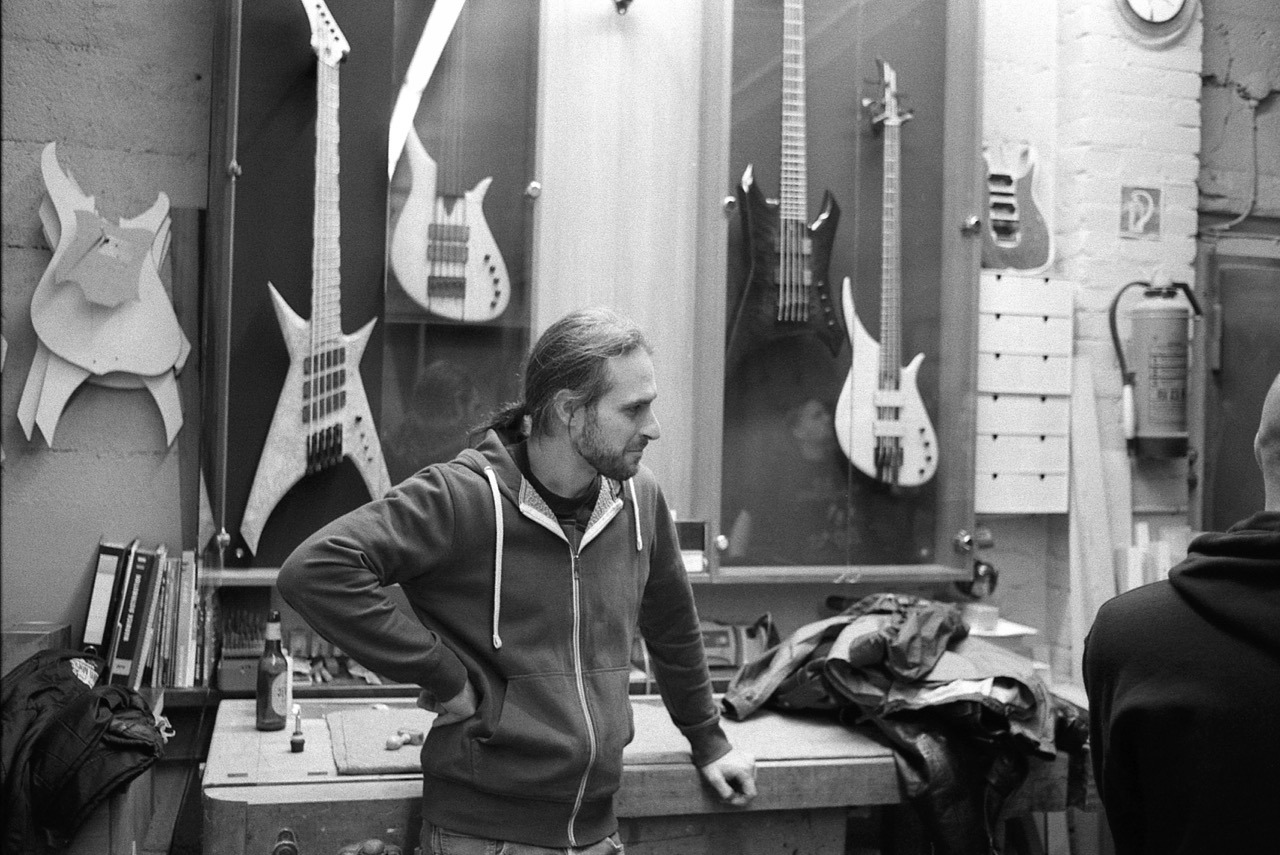 290/365: Bernd at his workshop.
He had an open day and a couple of people came along to see where and how he works and try out his Devil&rsquo;s Choice guitars and basses.