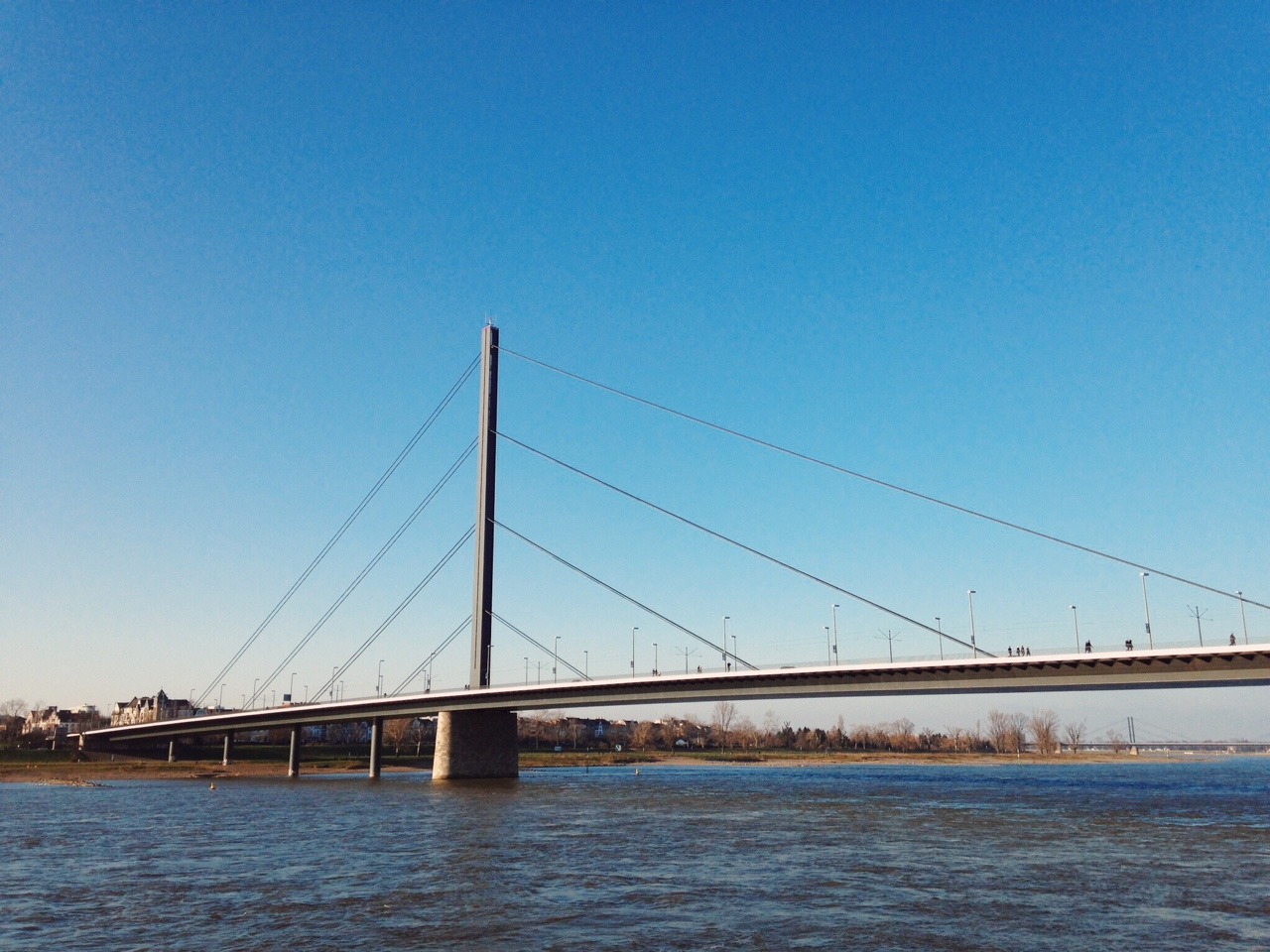 I took a few photos on our walk through D&uuml;sseldorf today. The weather was cold and beautiful.