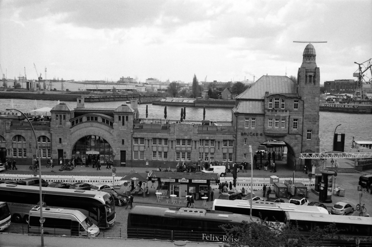 Above the Elbtunnel.