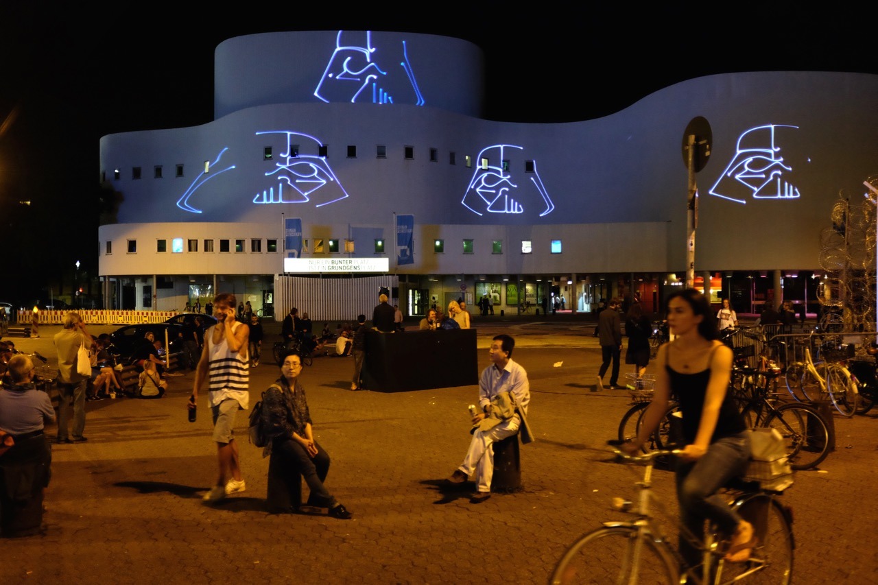 241/365: A hot summer night in Darthdorf.