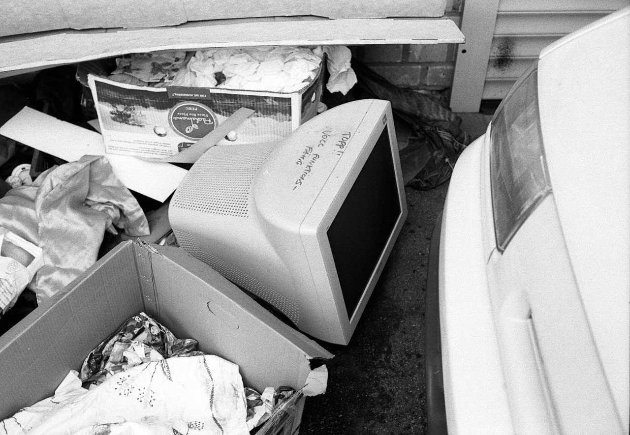 One rainy afternoon in December at the Radschl&auml;germarkt (flea market).