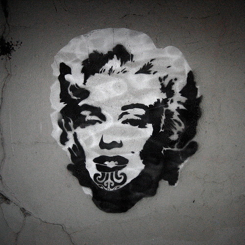 Marilyn Moko I found this graffiti on a wall somewhere in Auckland, after walking home from a concert. This was one of those moments where I was very glad of having my small Canon Ixus camera with me.
The graffiti shows Marilyn Monroe (obviously)...